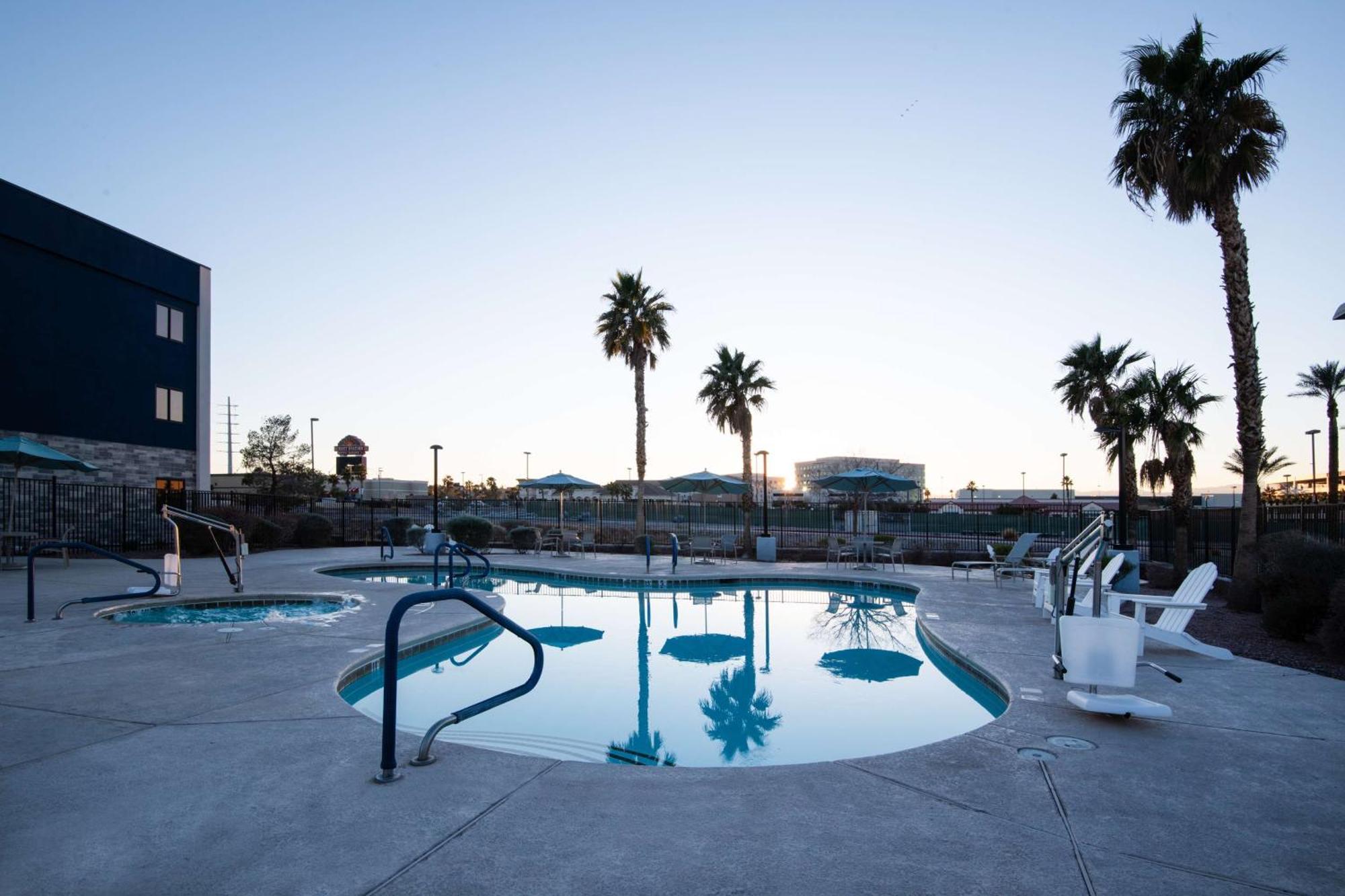 Hampton Inn & Suites Las Vegas-Henderson Eksteriør bilde